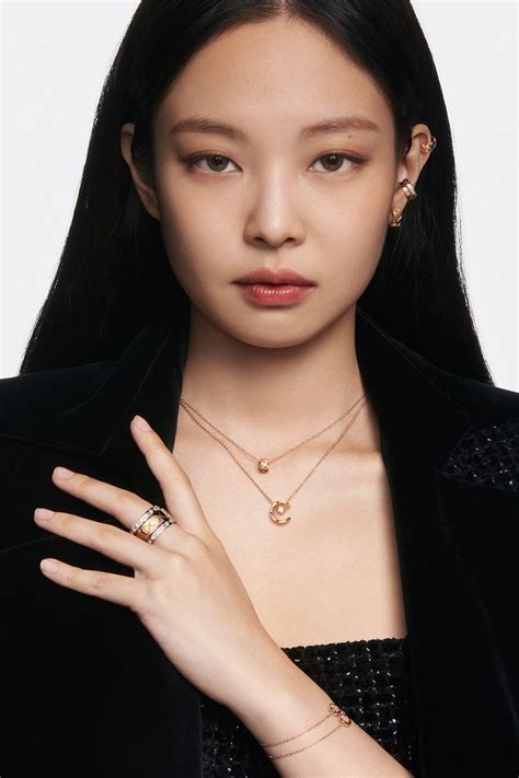 jennie kim chanel makeup